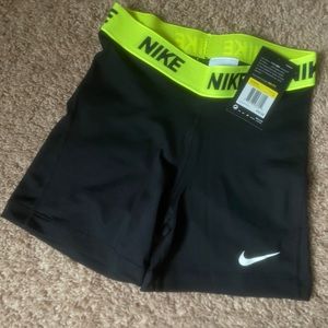 Nike pro friend-fit shorts